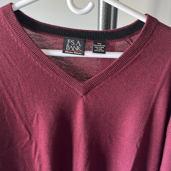JoS. A. Bank burgundy v-neck sweater. Size XXL. - Picture 3 of 4